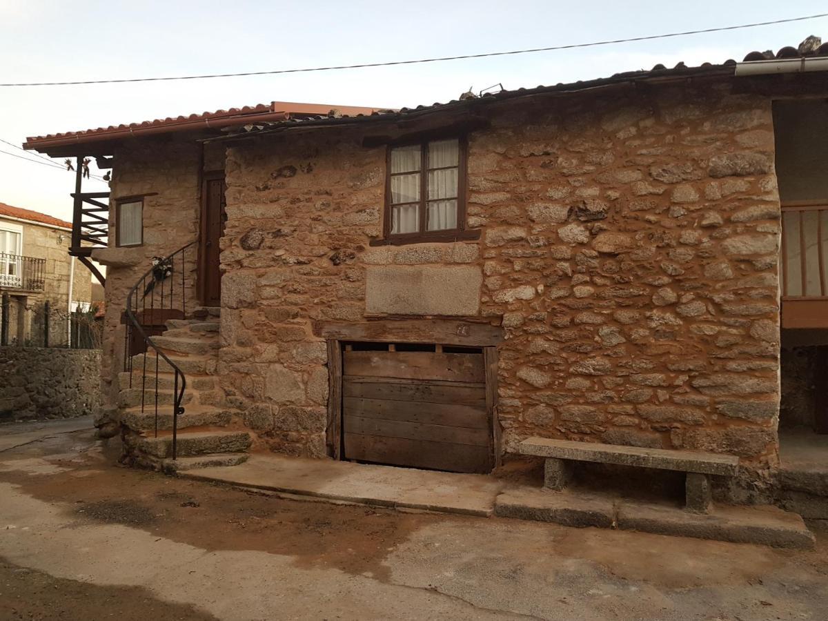 A Paragueria Sas de Penelas Exterior photo
